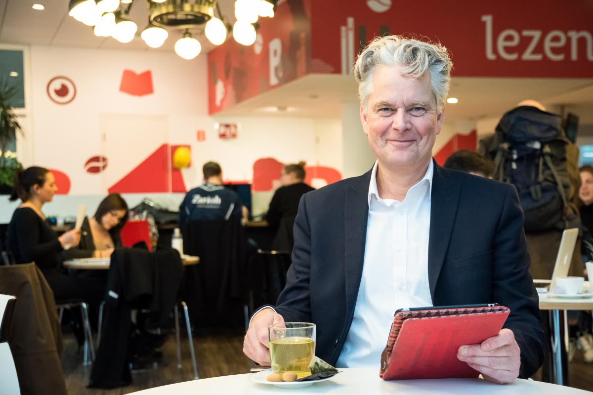 Directeur bibliotheken wil af van suf imago