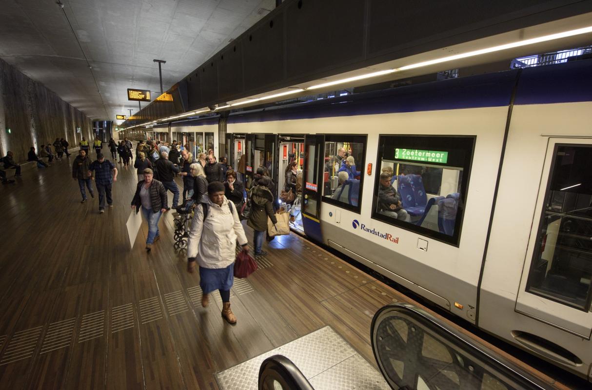 Het wordt steeds drukker in tram en bus