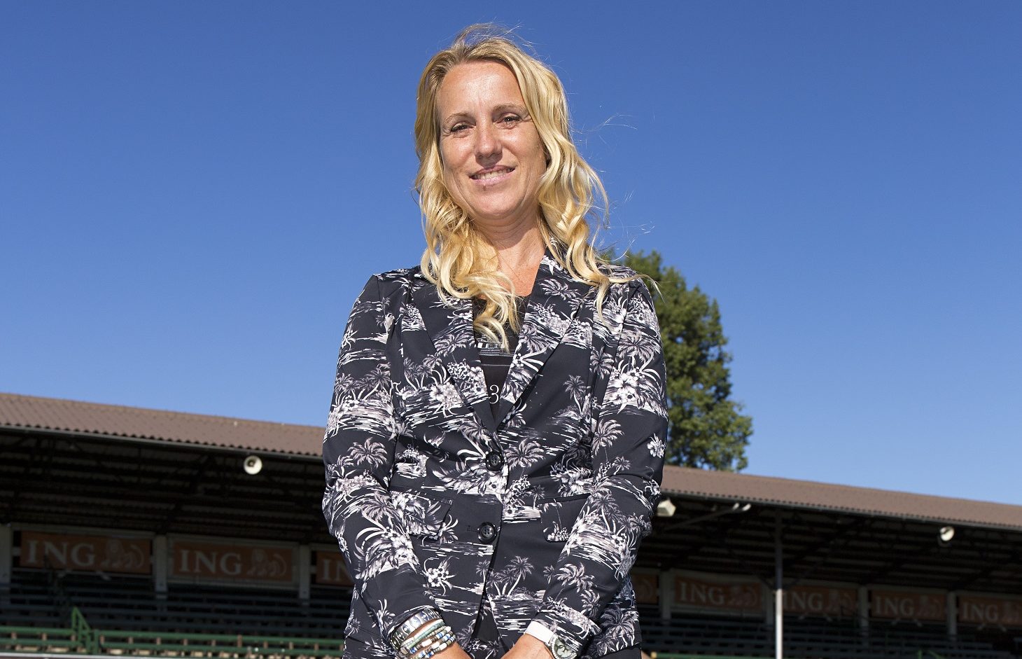 Interview: Trieneke Bos bijt zich als een pitbull vast in rode kaarten