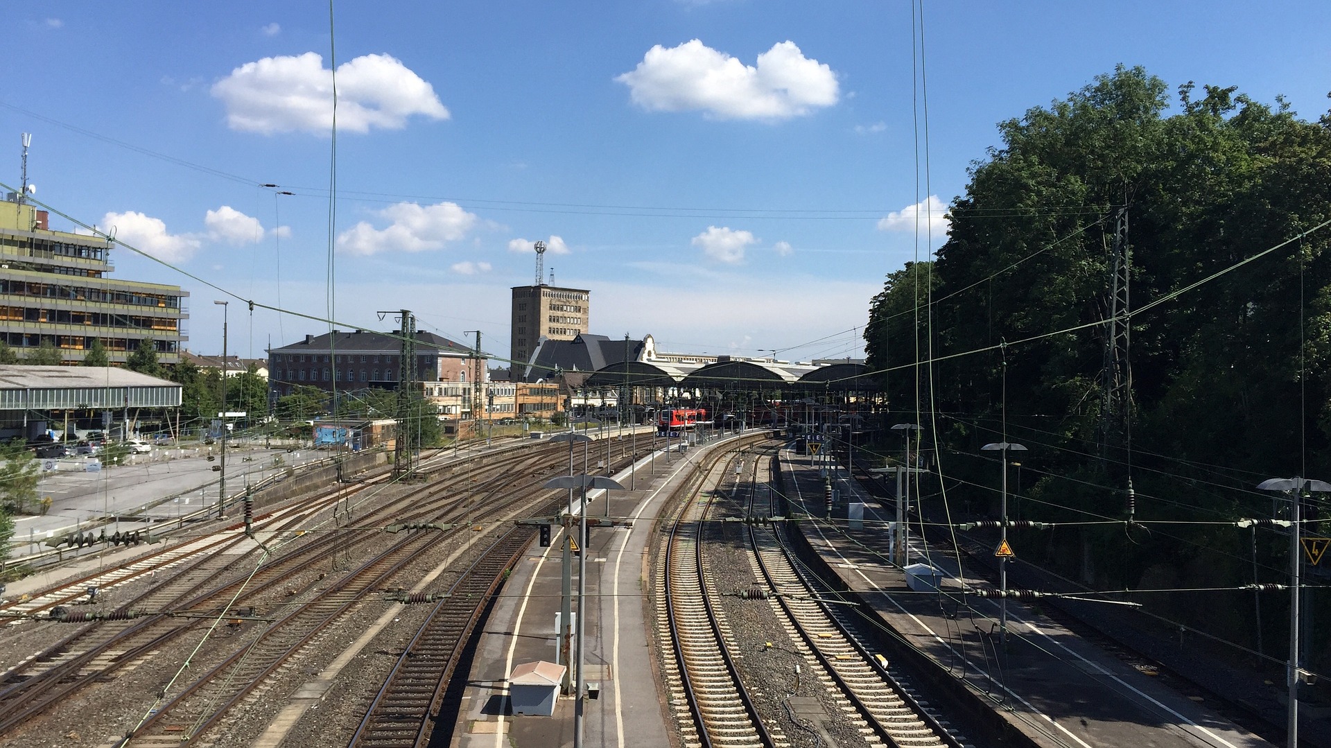 Nieuwe treinverbinding: ‘Aken is leuk, maar Düsseldorf is nog interessanter’
