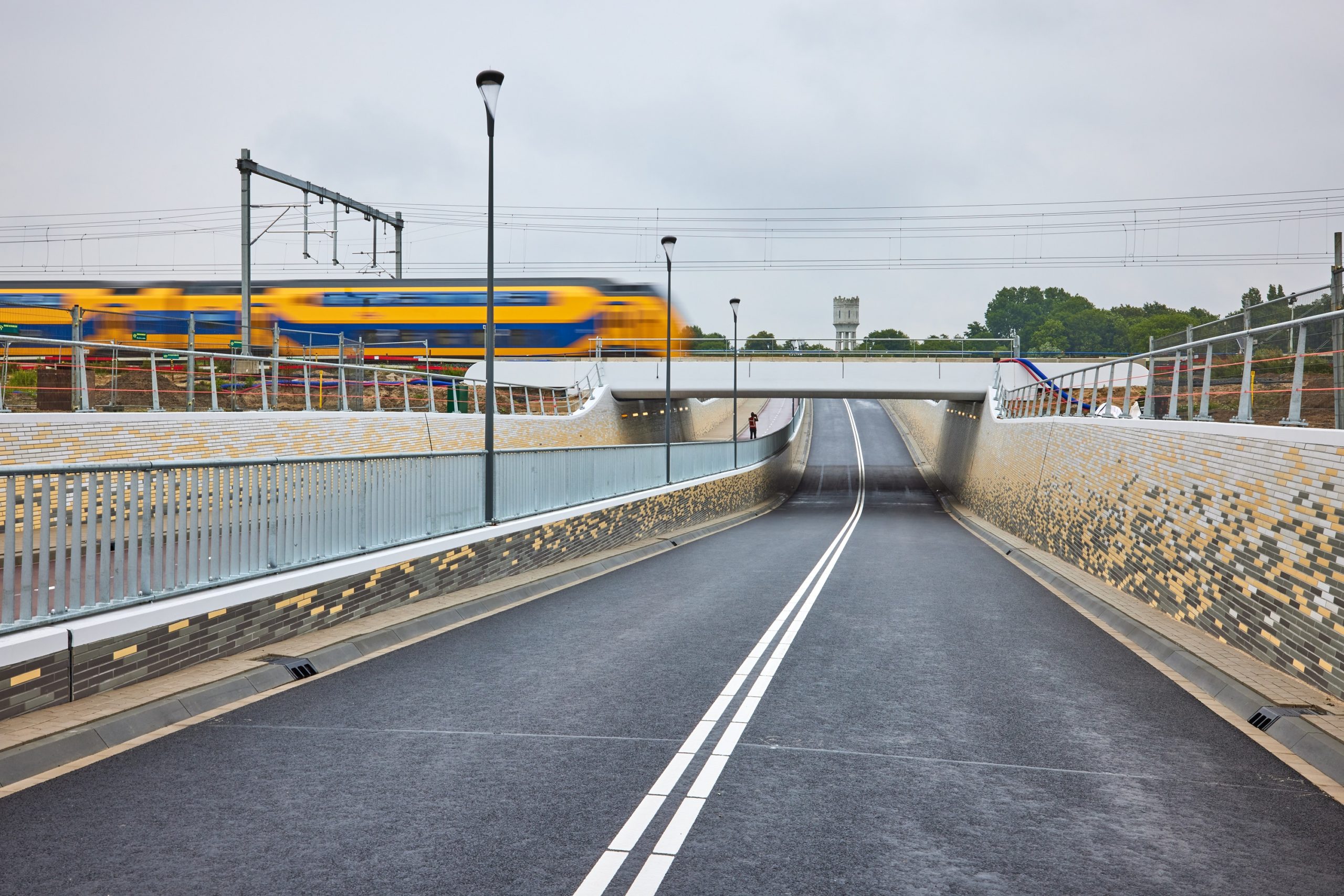 Rijswijk klaar voor meer treinen: nieuwe onderdoorgang ’t Haantje open