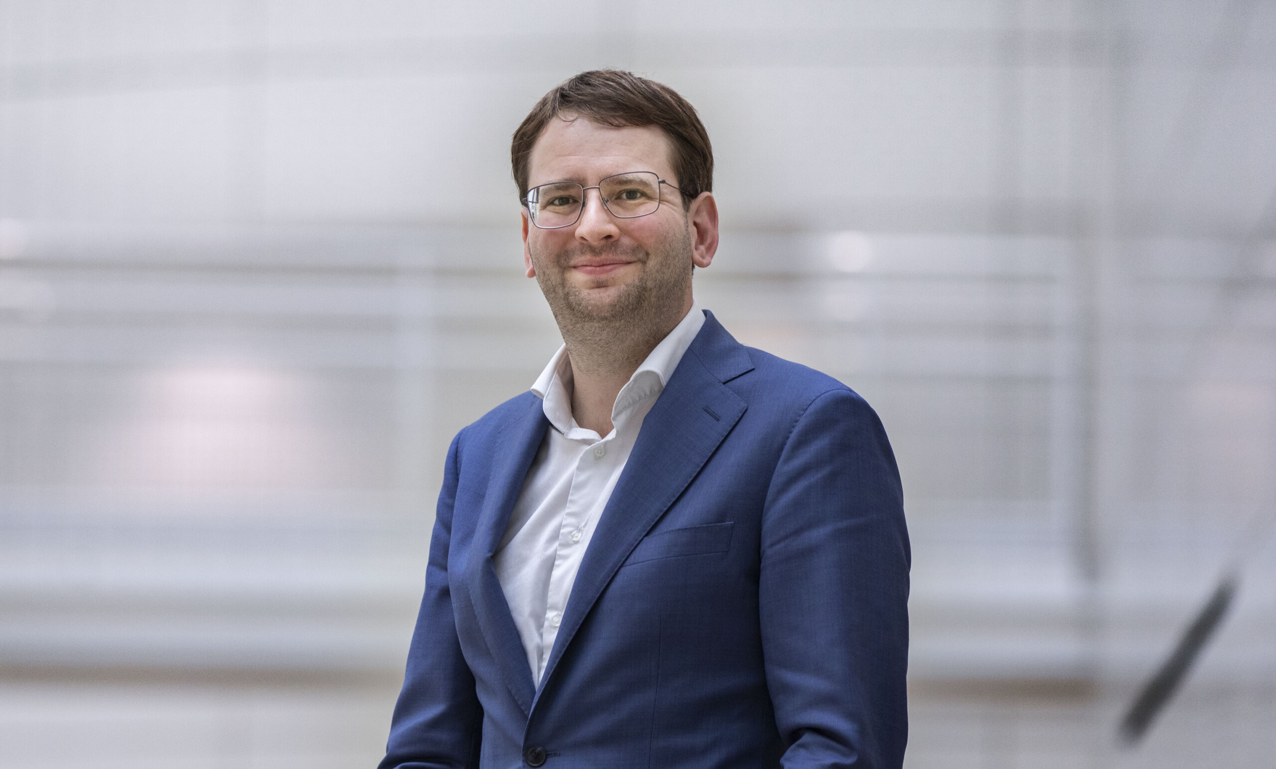 Wethouder Barker keert zich tegen verplaatsing afvalbedrijven