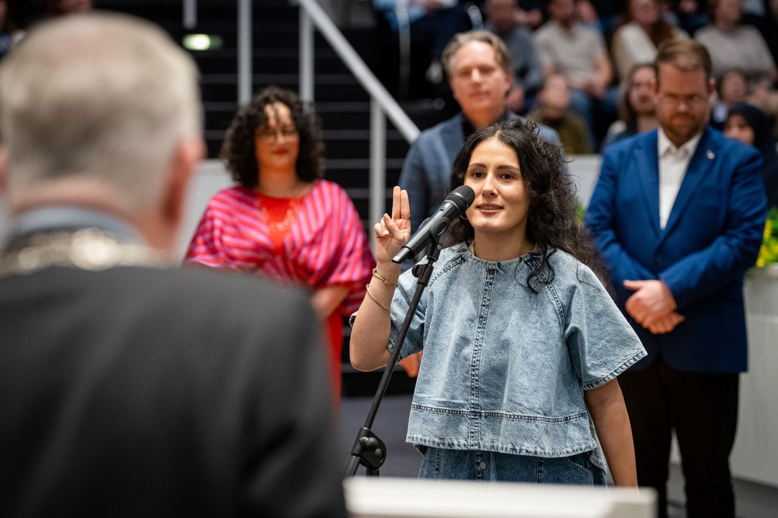Nieuwe gemeenteraad klaar voor de start: ‘Ik moet gaan werken aan mijn oneliners’
