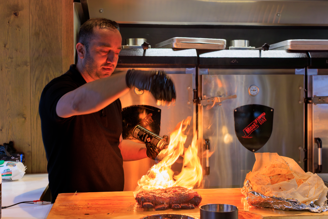 Bij Meat Day proeven we de keerzijde van alle gelikte, lovende content op social media (6½)