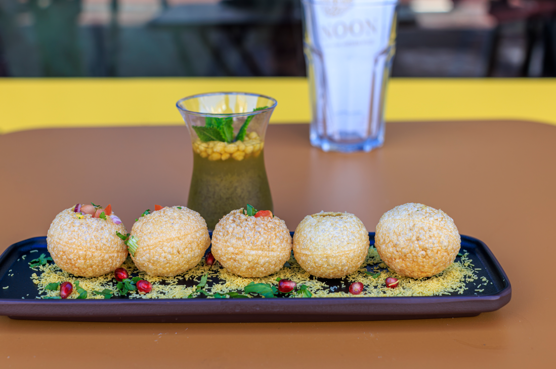 Bij Junoon kun je degelijk Indiaas eten, de pani puri zijn echte smaakbommetjes (7+)