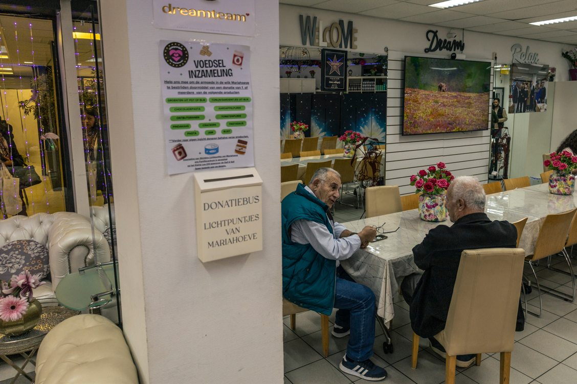 Subsidiestop voor Haagse wijkorganisaties: ‘Het sociaal domein wordt gesloopt’